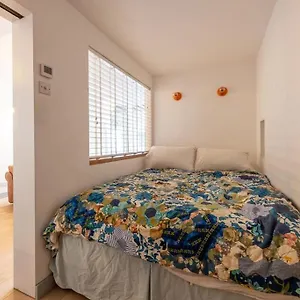 Apartment Lovely Self-contained Basement With Kitchen, London